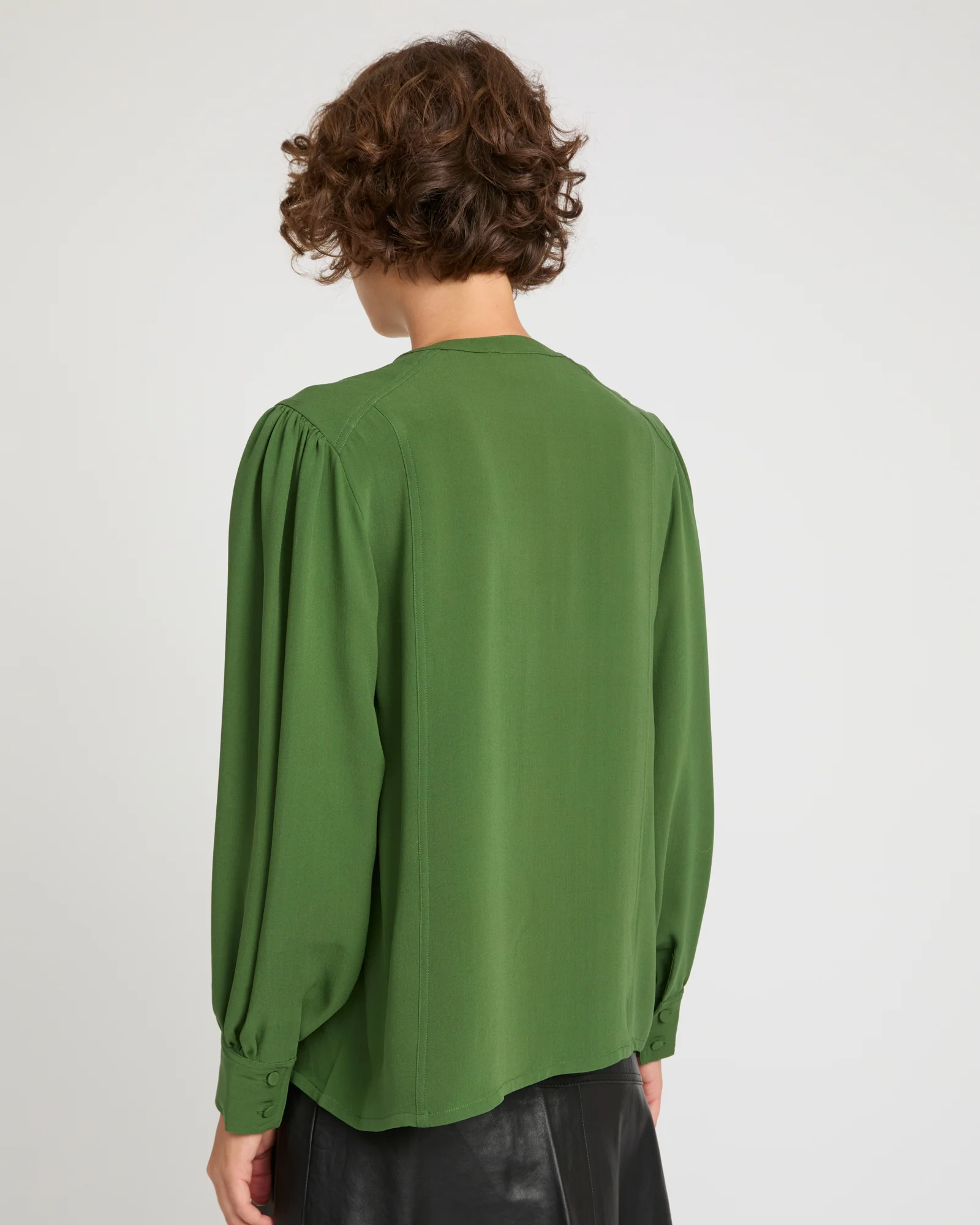 Chemise en crêpe de soie – Image 3