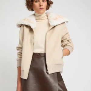 Blouson court en lainage cachemire et col amovible en fourrure de chinchilla