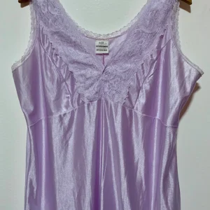 Combinaison Robe dentelle Mauve Vintage 1980
