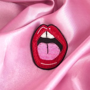 Broche Bouche - Broderie Fait Main Cannetille