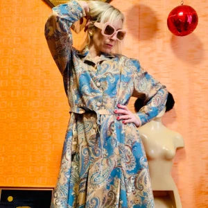 Robe Vintage Epaulettes Motifs cachemire paisley Élégance